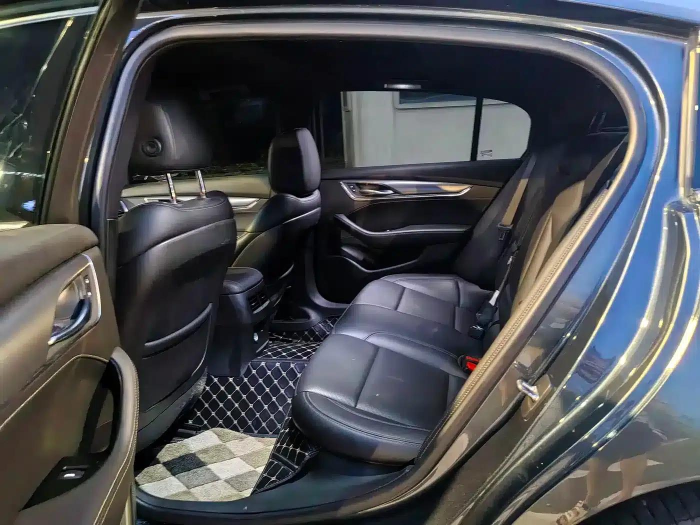 2022 Cadillac CT5 28T Luxury — миниатюра 8
