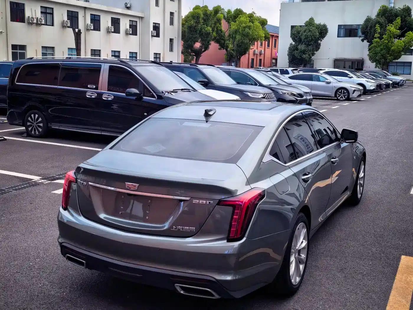 2022 Cadillac CT5 28T Luxury — миниатюра 7
