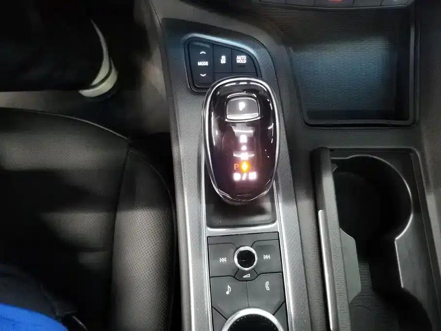 2021 Cadillac CT5 28T Luxury — миниатюра 16