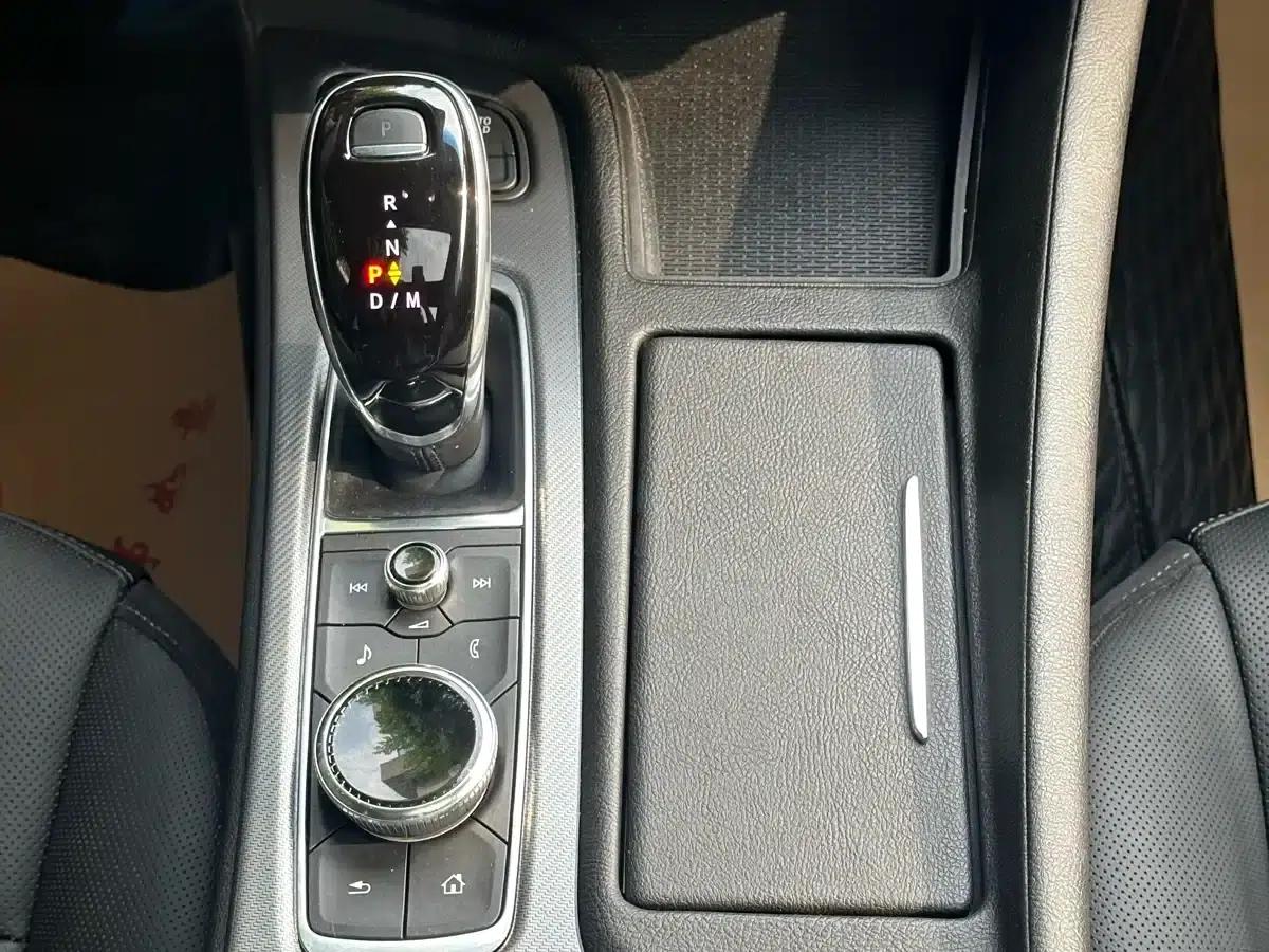 2020 Cadillac CT5 28T Luxury — миниатюра 20
