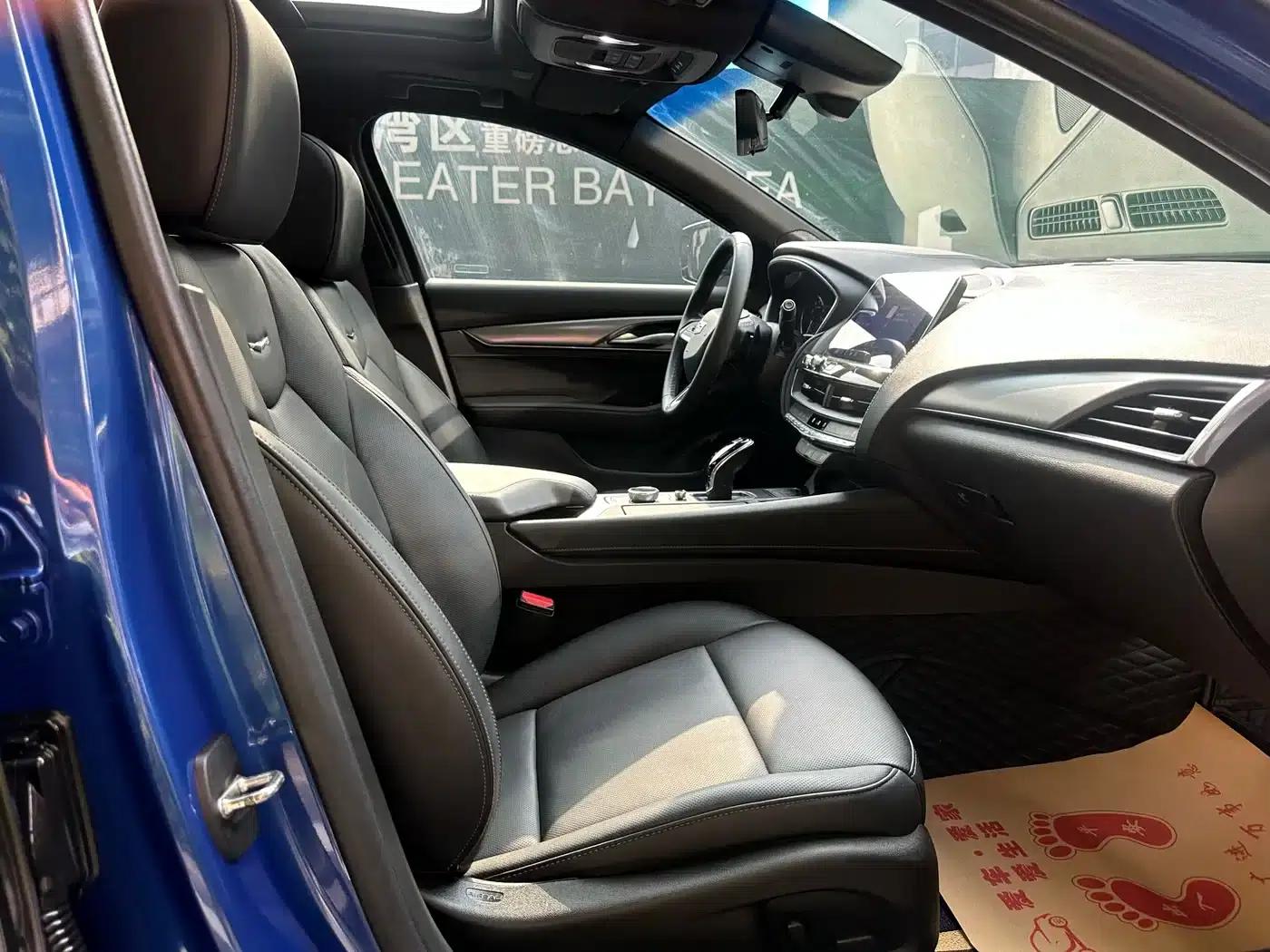 2020 Cadillac CT5 28T Luxury — миниатюра 25