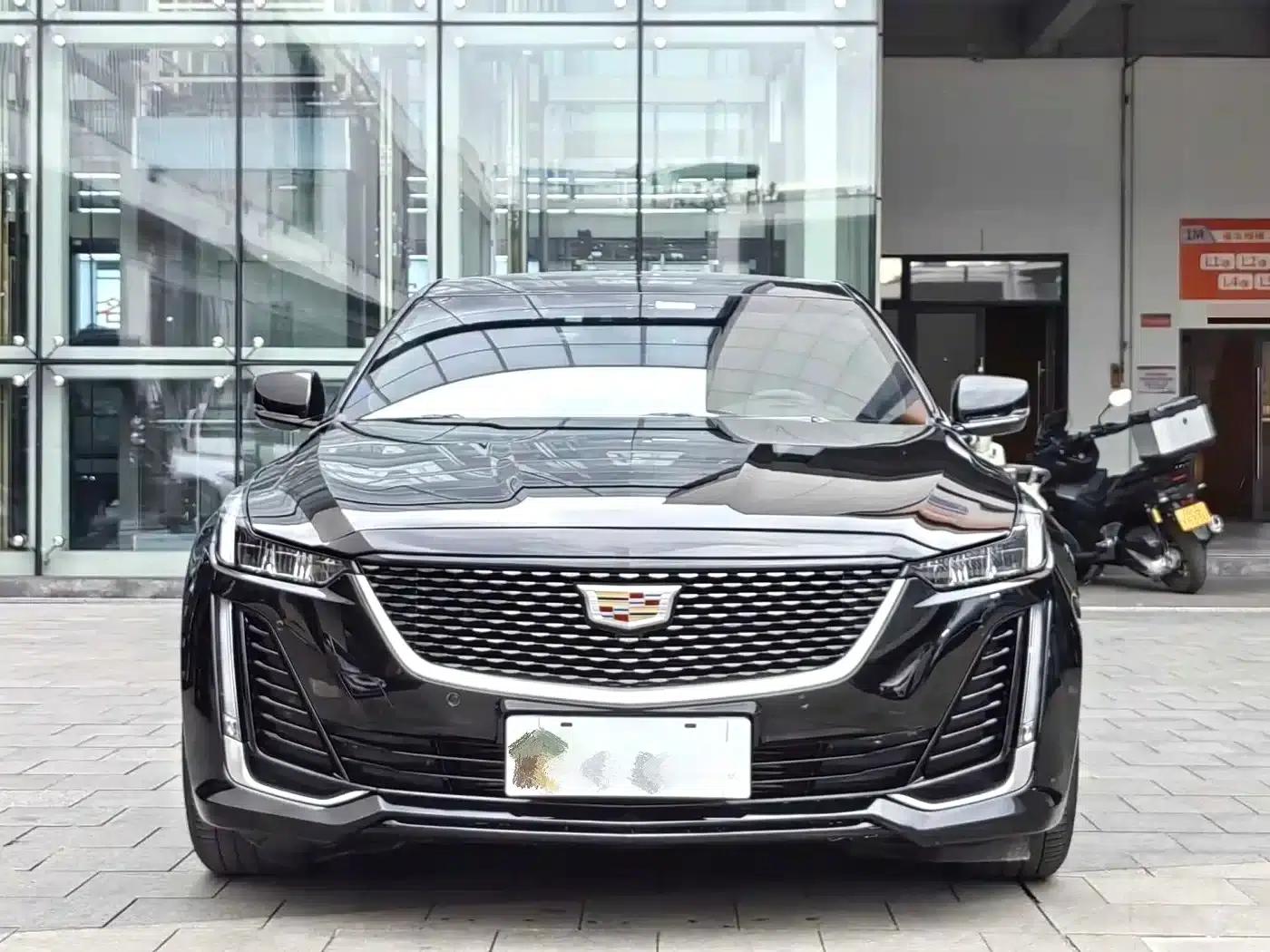 2022 Cadillac CT5 28T Luxury — миниатюра 2