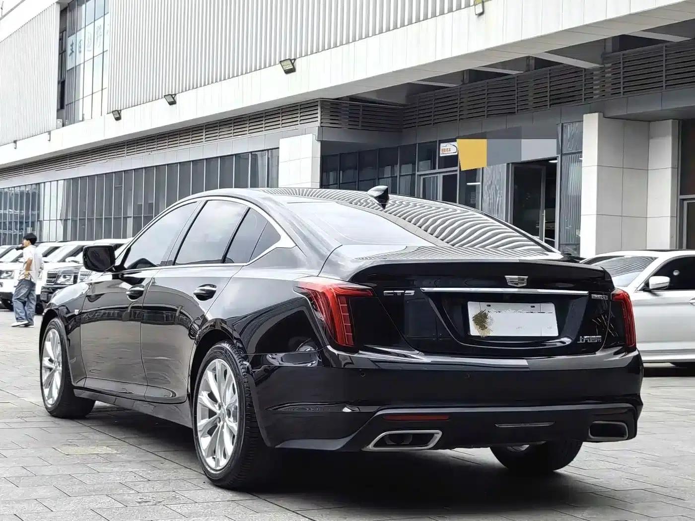 2022 Cadillac CT5 28T Luxury — миниатюра 6
