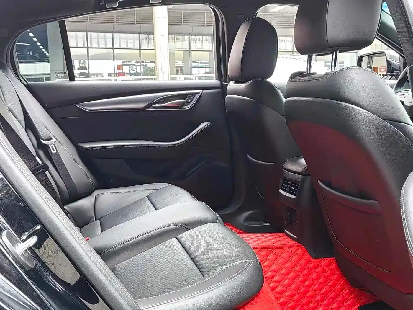 2022 Cadillac CT5 28T Luxury — миниатюра 10