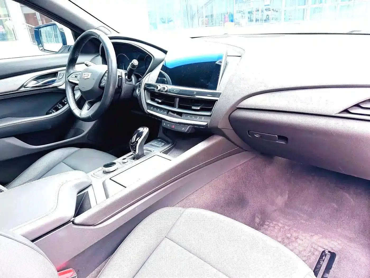 2020 Cadillac CT5 28T Luxury — миниатюра 16