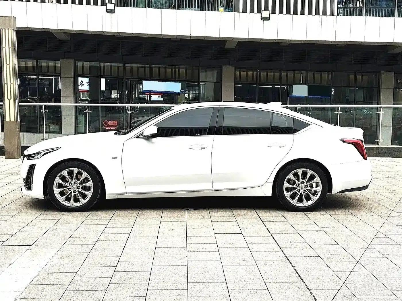 2020 Cadillac CT5 28T Luxury — миниатюра 19