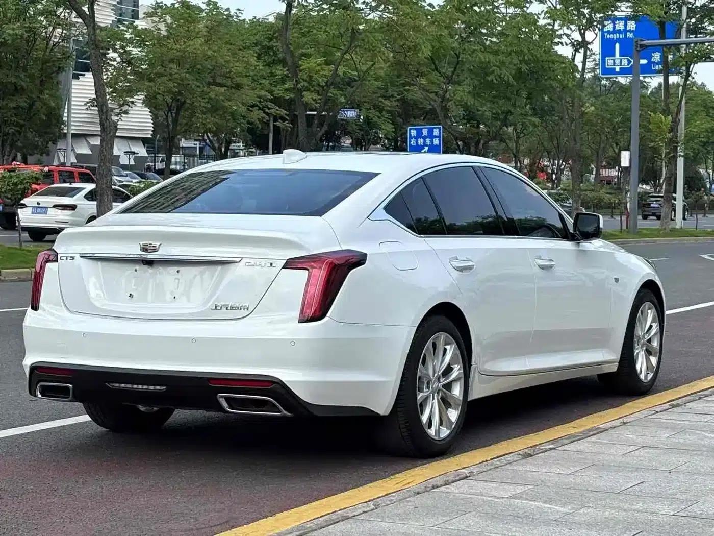 2021 Cadillac CT5 28T Luxury — миниатюра 15