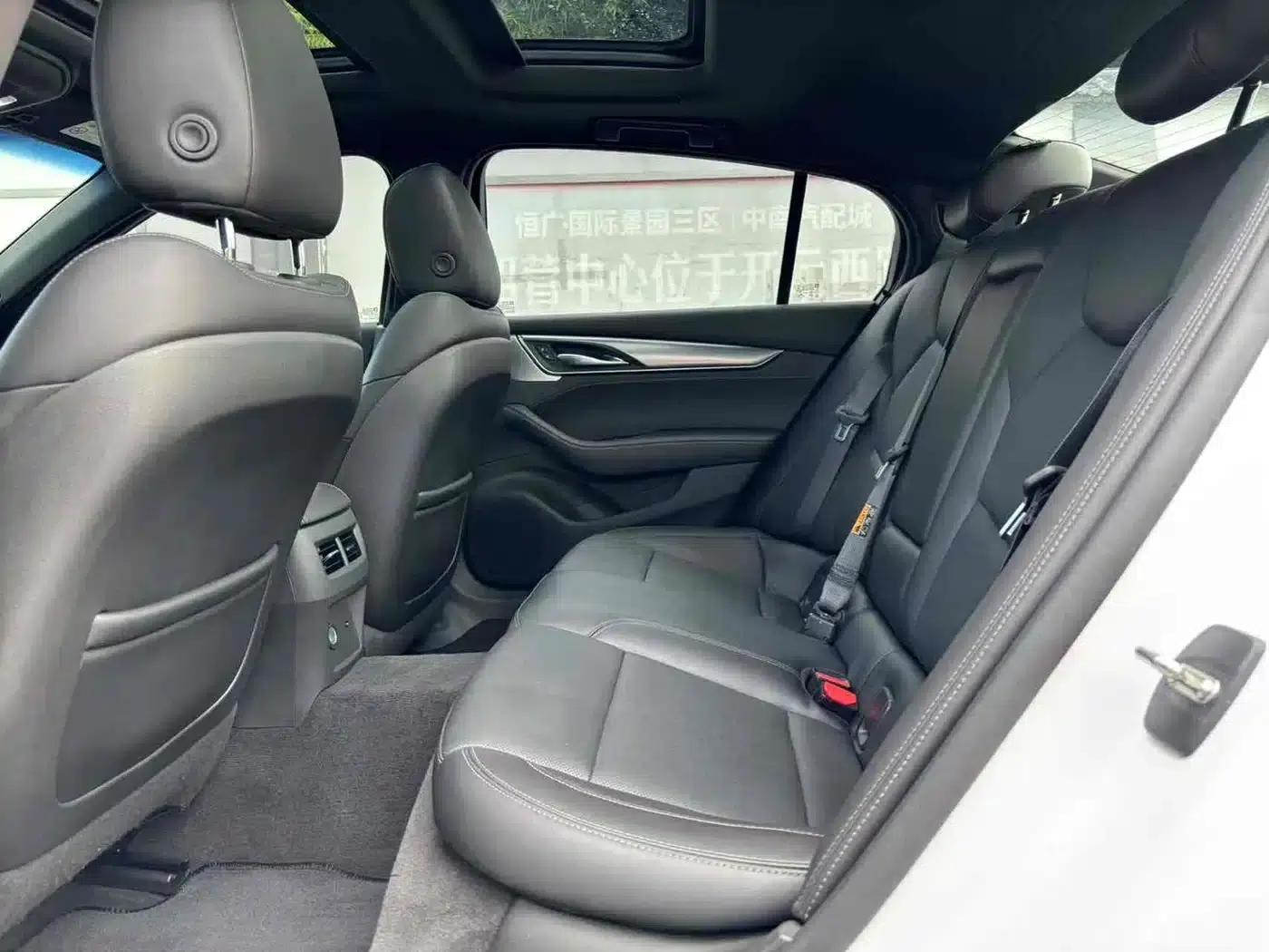 2021 Cadillac CT5 28T Luxury — миниатюра 6