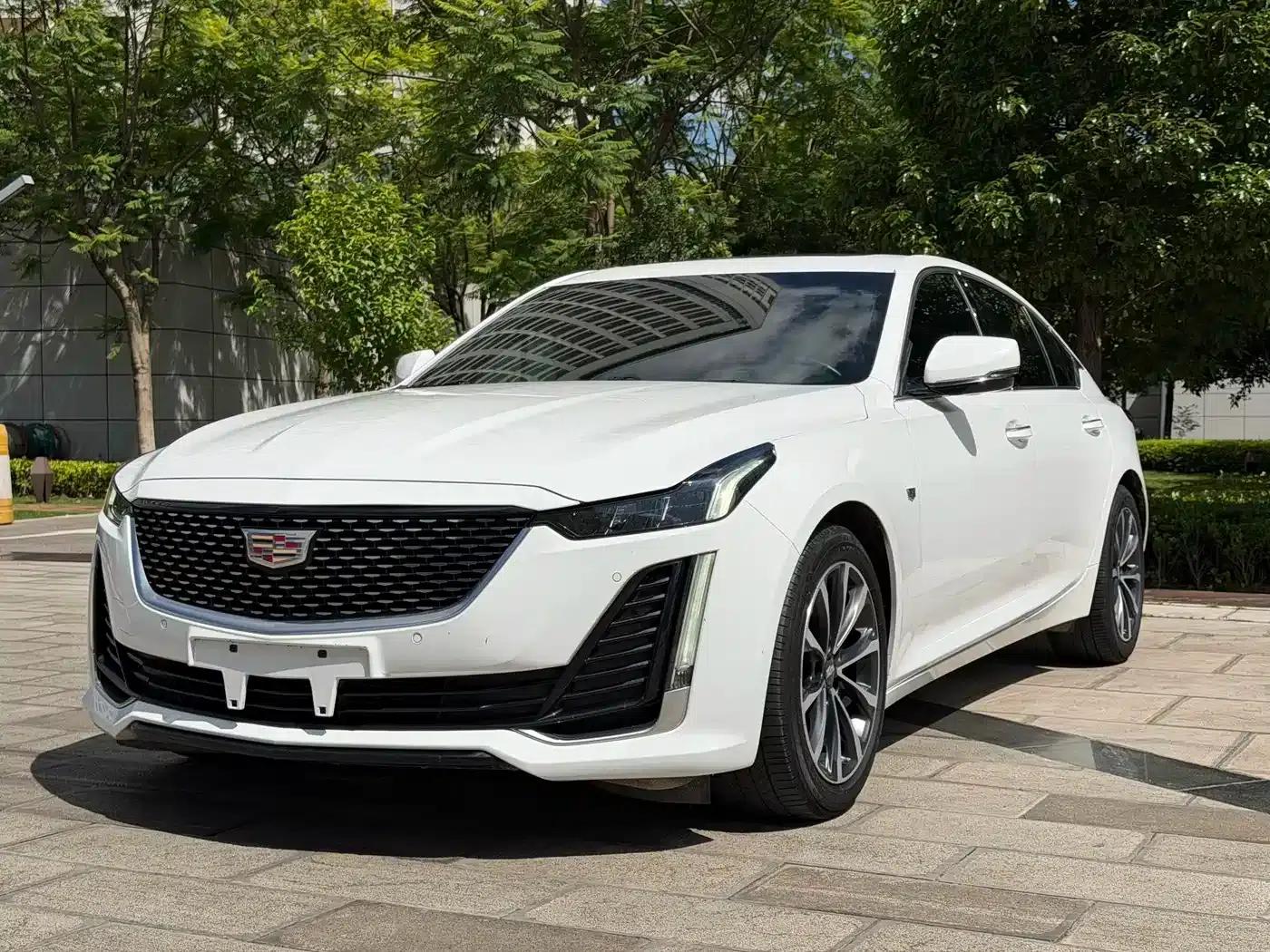 2022 Cadillac CT5 28T Premium — миниатюра 1