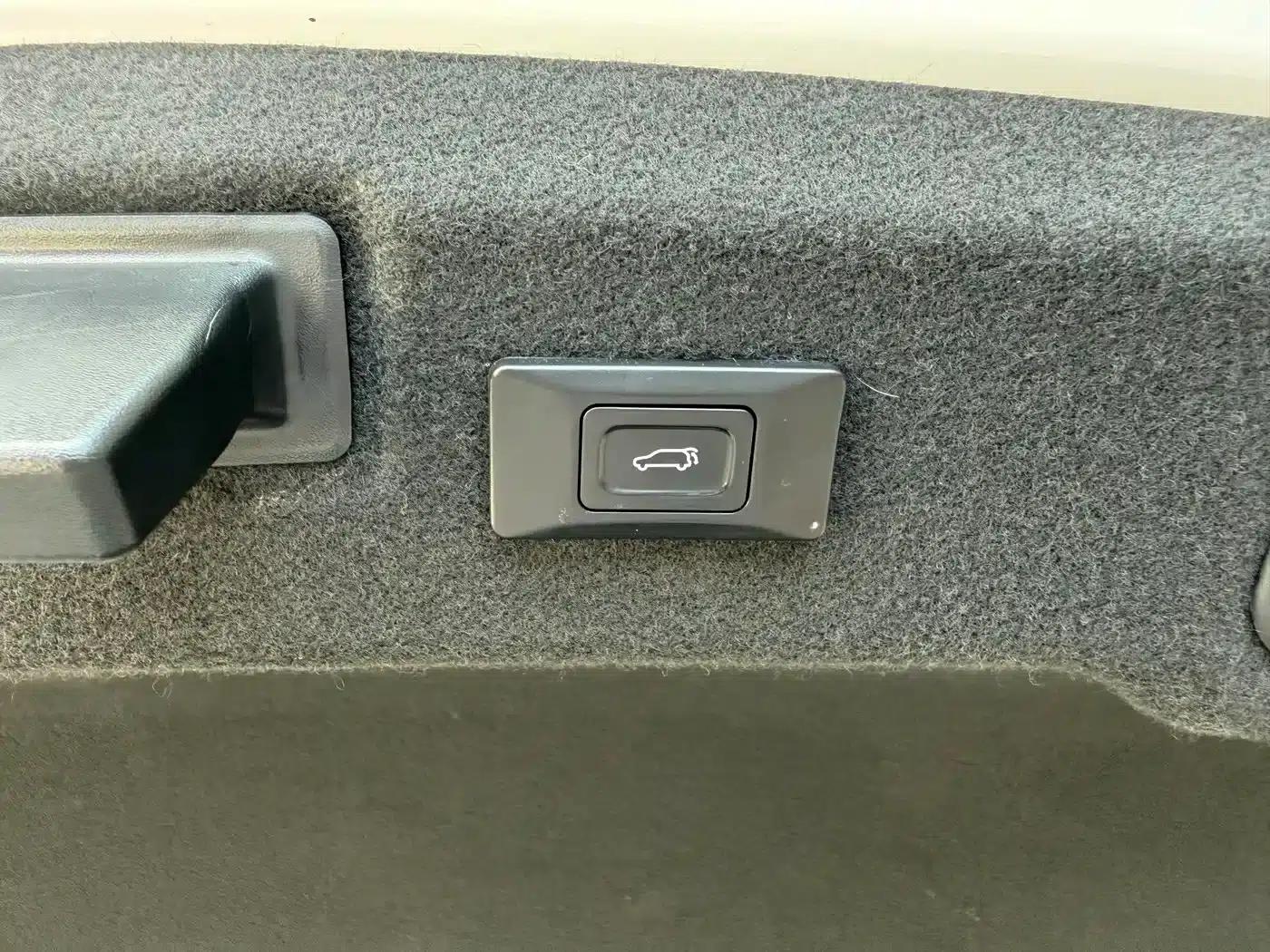 2022 Cadillac CT5 28T Premium — миниатюра 17