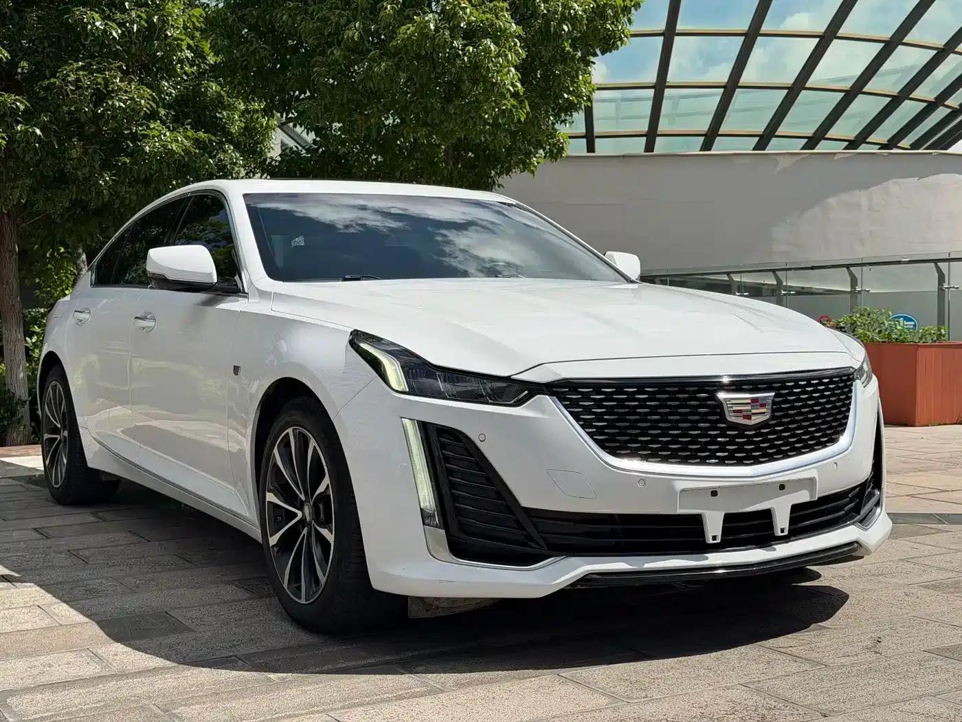 2022 Cadillac CT5 28T Premium — миниатюра 3