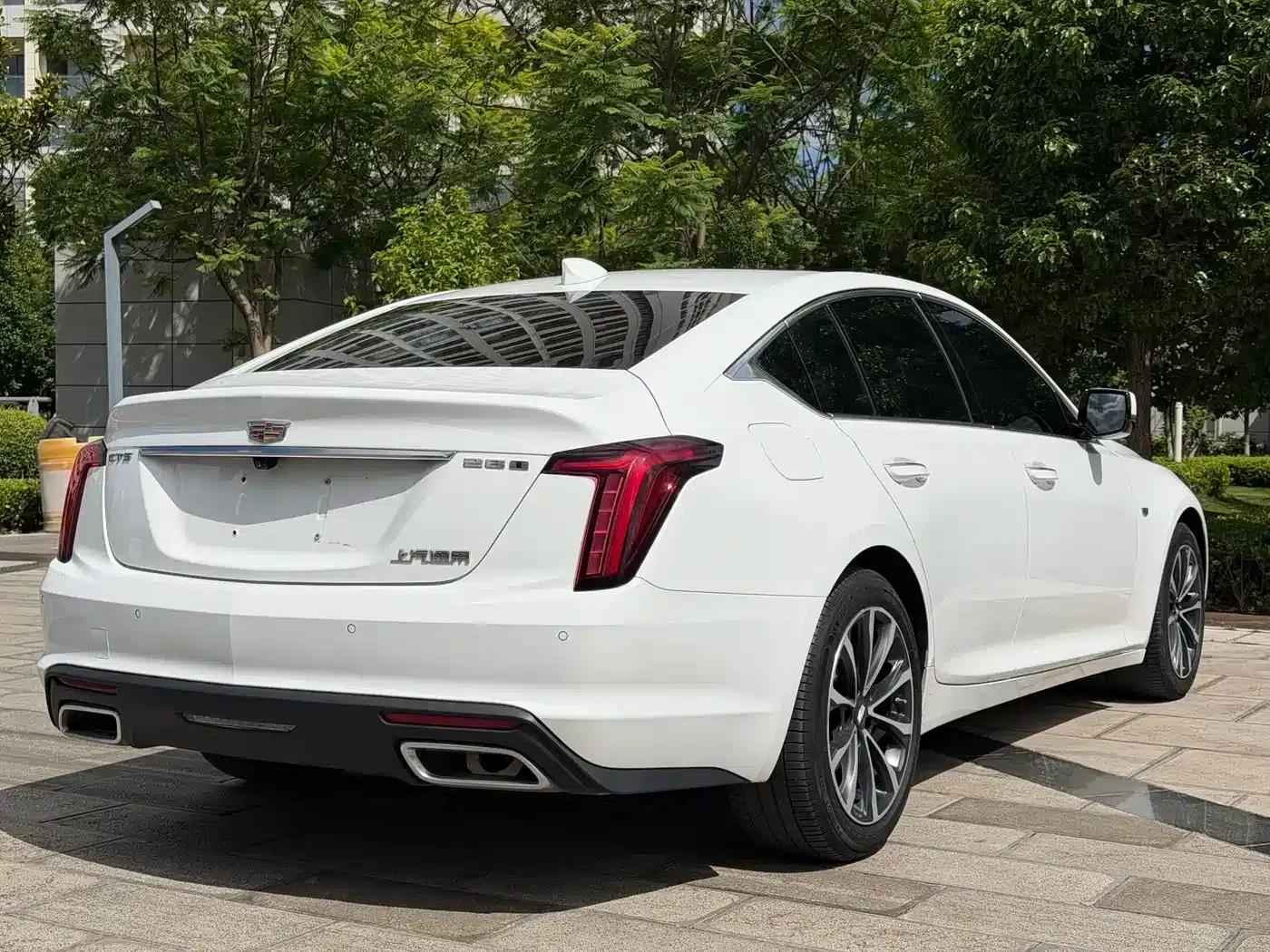2022 Cadillac CT5 28T Premium — миниатюра 4
