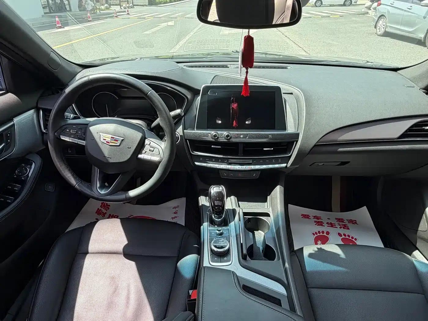 2021 Cadillac CT5 28T Luxury — миниатюра 5