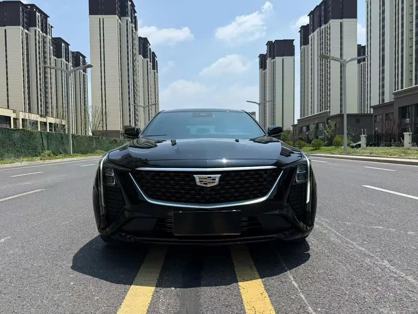 2025 Cadillac CT5 28T City Sport Edition — миниатюра 2