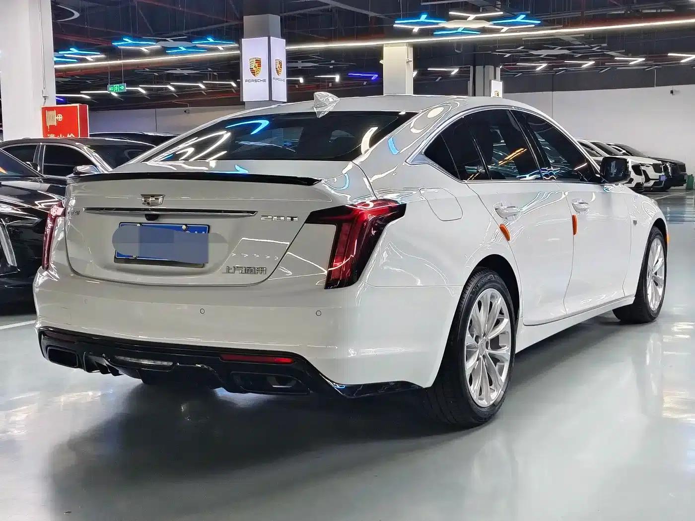 2022 Cadillac CT5 28T Luxury — миниатюра 15