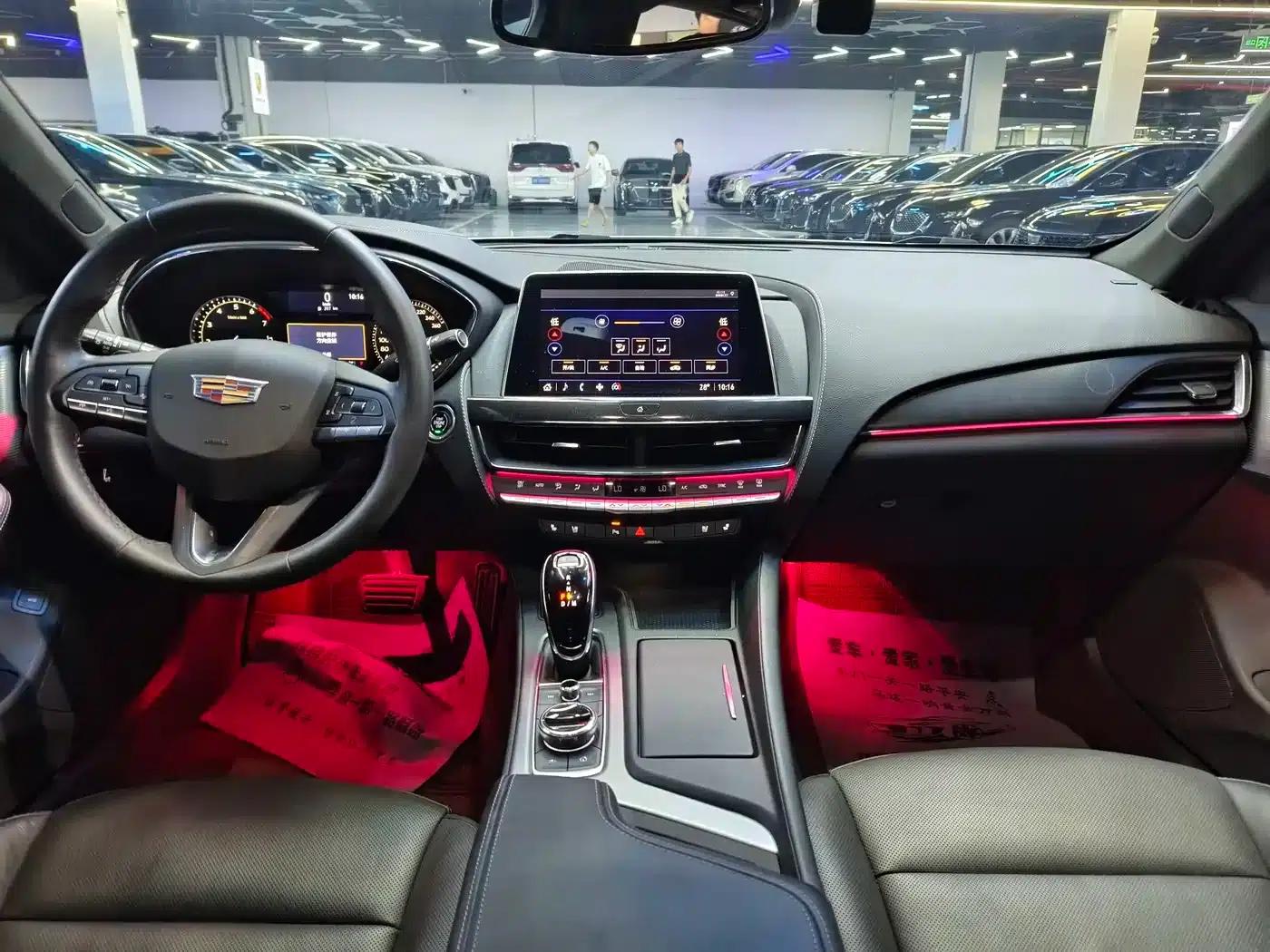 2022 Cadillac CT5 28T Luxury — миниатюра 7