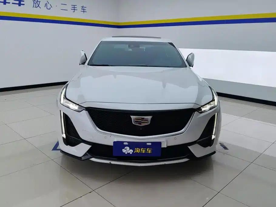 2023 Cadillac CT5 28T Platinum Edition — миниатюра 2