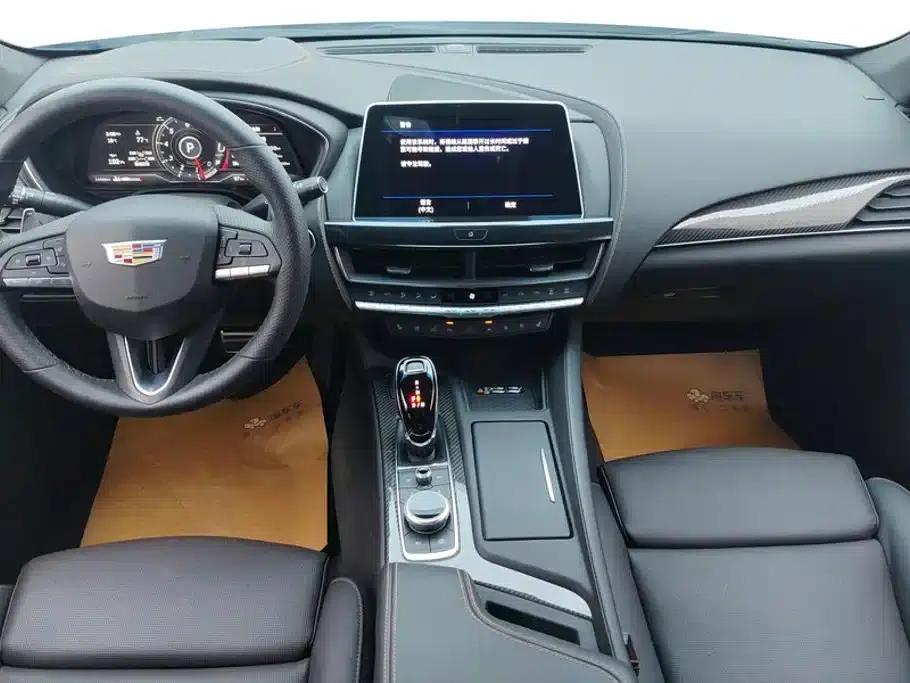 2023 Cadillac CT5 28T Platinum Edition — миниатюра 12