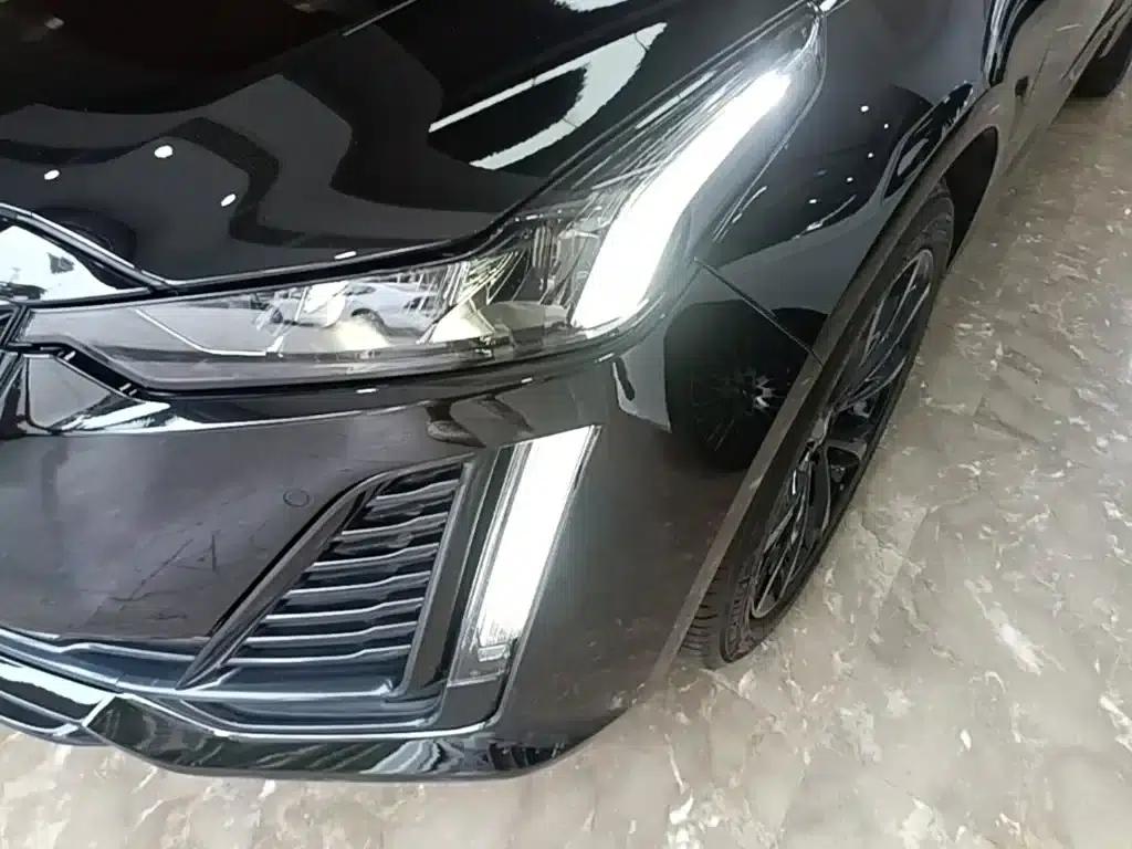 2022 Cadillac CT5 28T Luxury — миниатюра 24