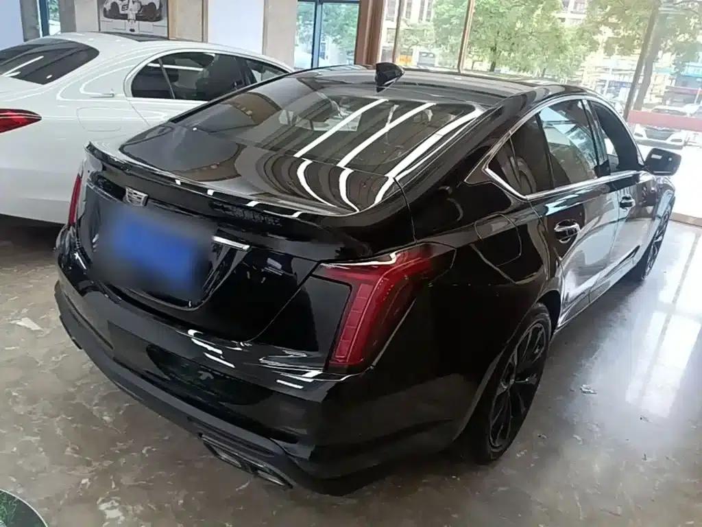 2022 Cadillac CT5 28T Luxury — миниатюра 7