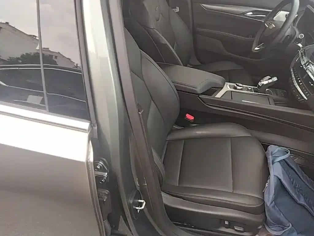 2023 Cadillac CT5 28T Luxury (Standard Edition) — миниатюра 25