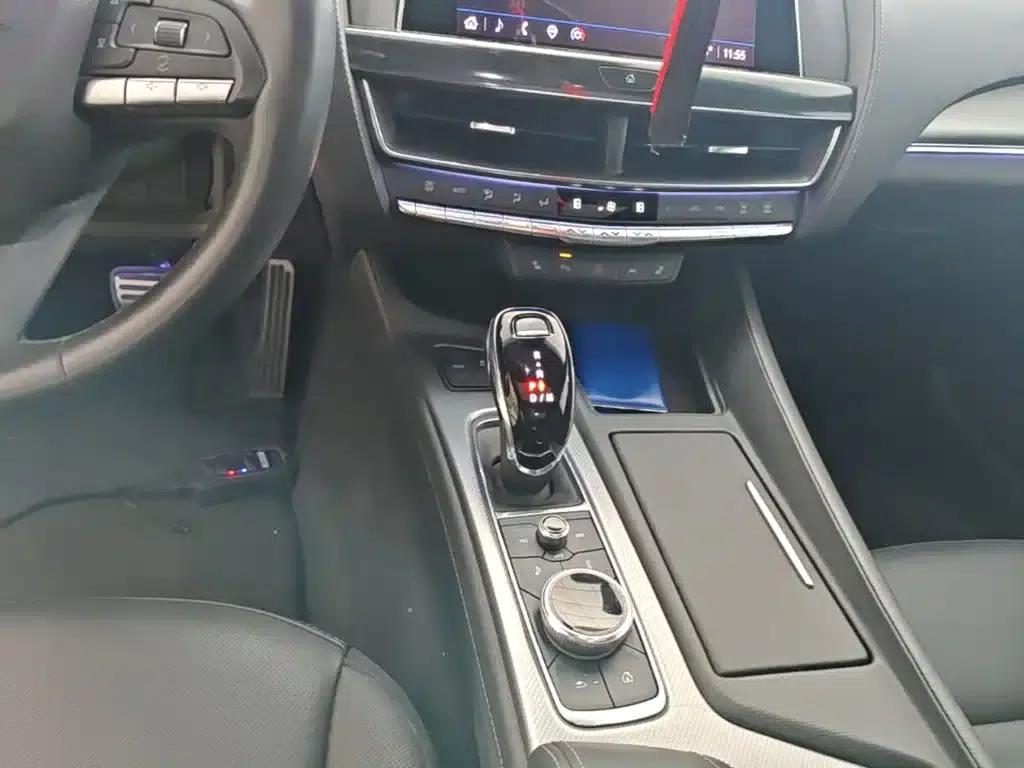 2022 Cadillac CT5 28T Premium — миниатюра 14