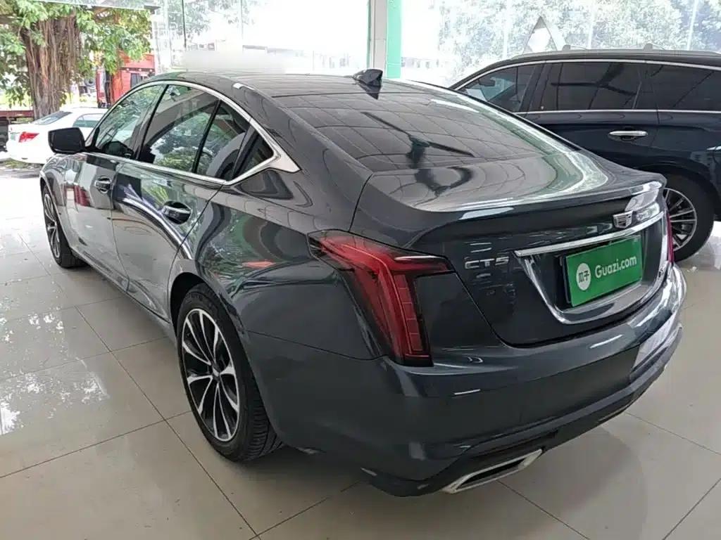 2022 Cadillac CT5 28T Premium — миниатюра 5