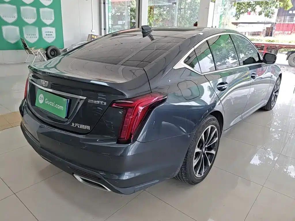 2022 Cadillac CT5 28T Premium — миниатюра 7