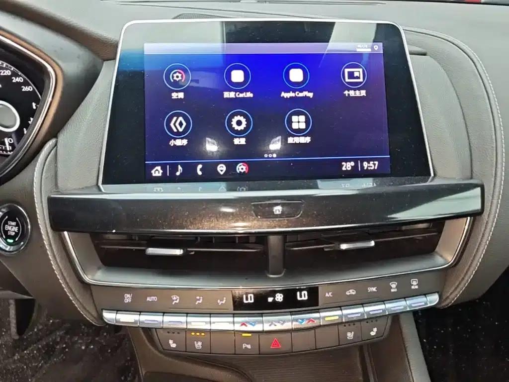 2022 Cadillac CT5 28T Luxury — миниатюра 13