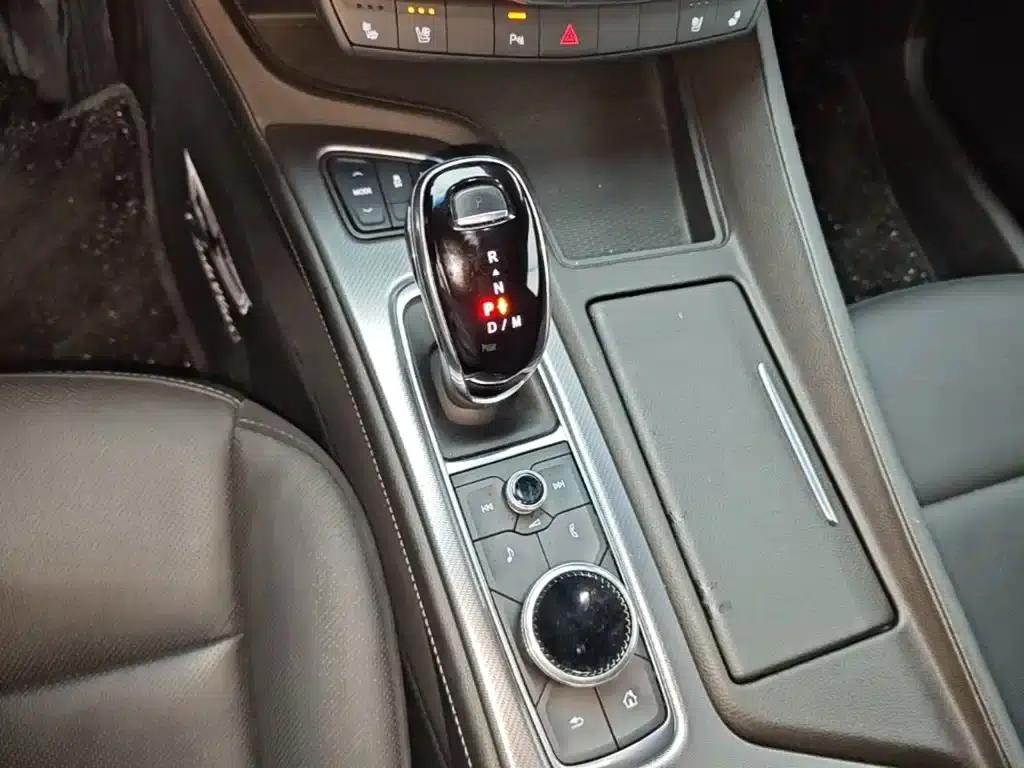 2022 Cadillac CT5 28T Luxury — миниатюра 14
