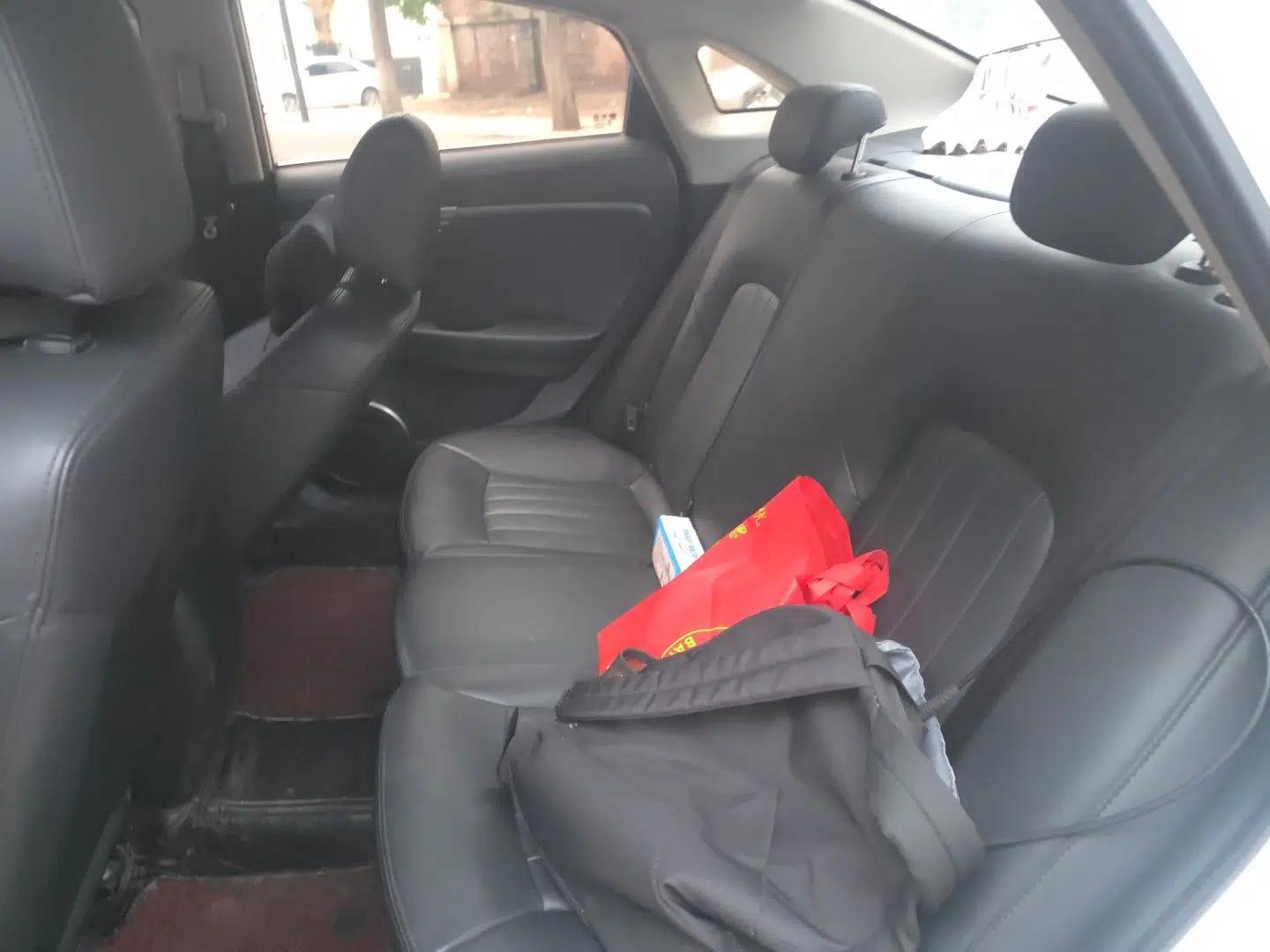 Bestune B50 2016 1.6L Automatic Luxury Model — миниатюра 17