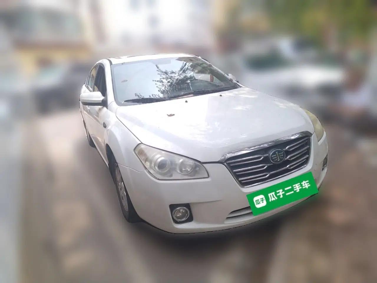 Bestune B50 2012 1.6L automatic with sunroof — миниатюра 3