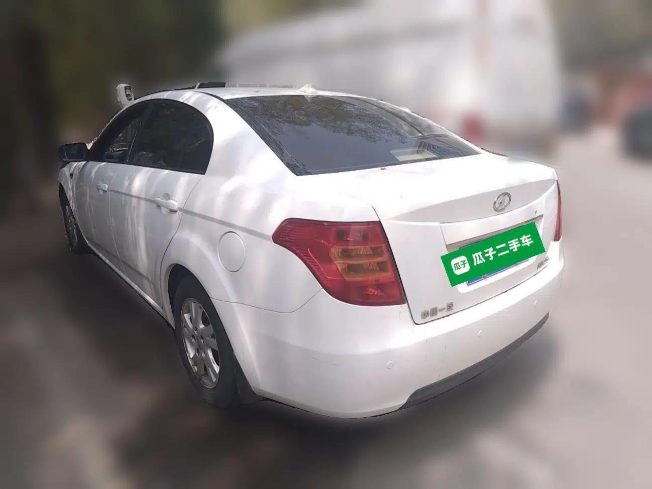 Bestune B50 2012 1.6L automatic with sunroof — миниатюра 4