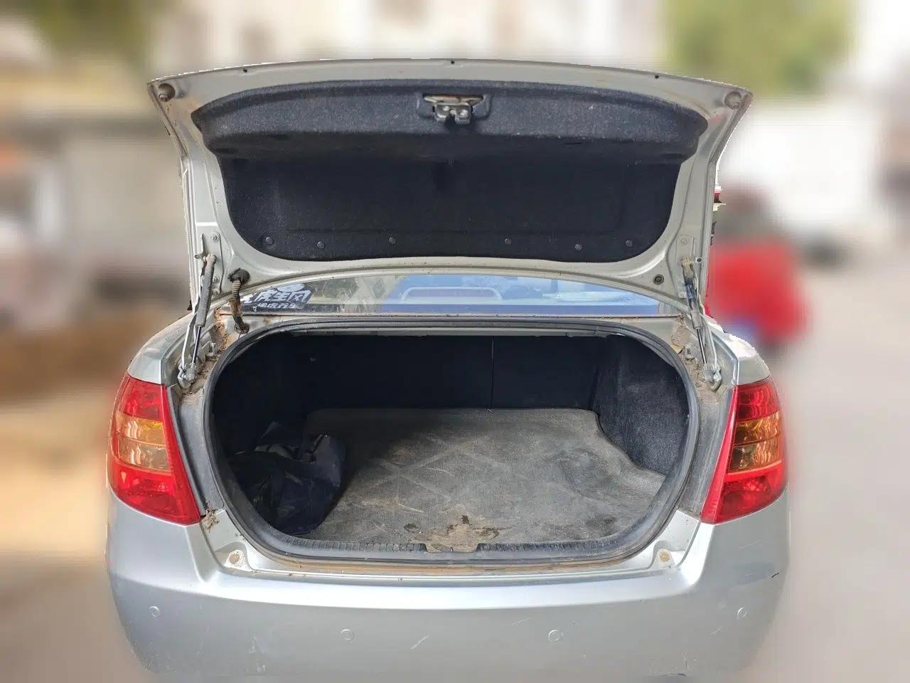 Bestune B50 2012 1.6L manual fashion version — миниатюра 19