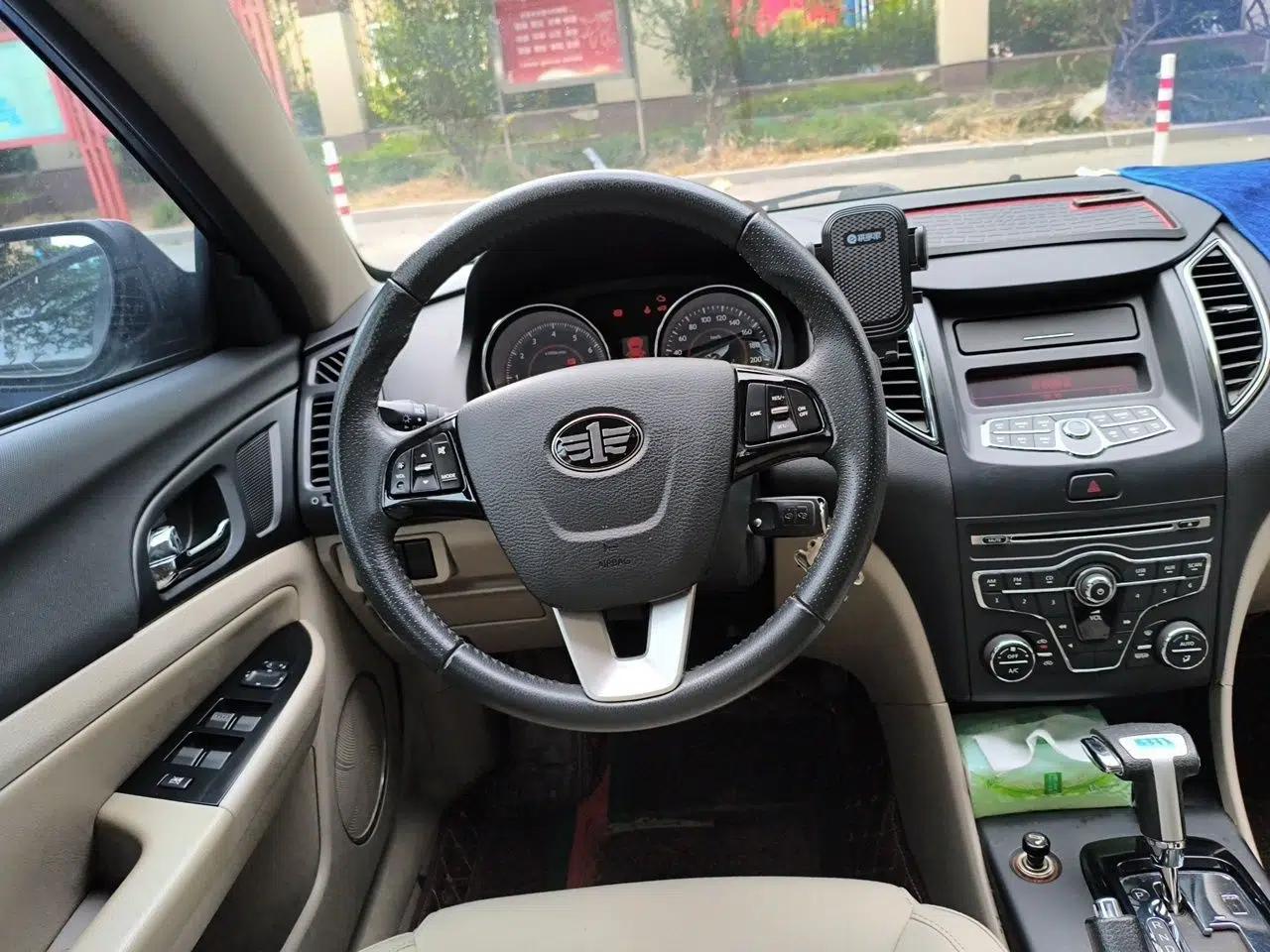 Bestune B50 2013 1.6L automatic luxury version — миниатюра 10