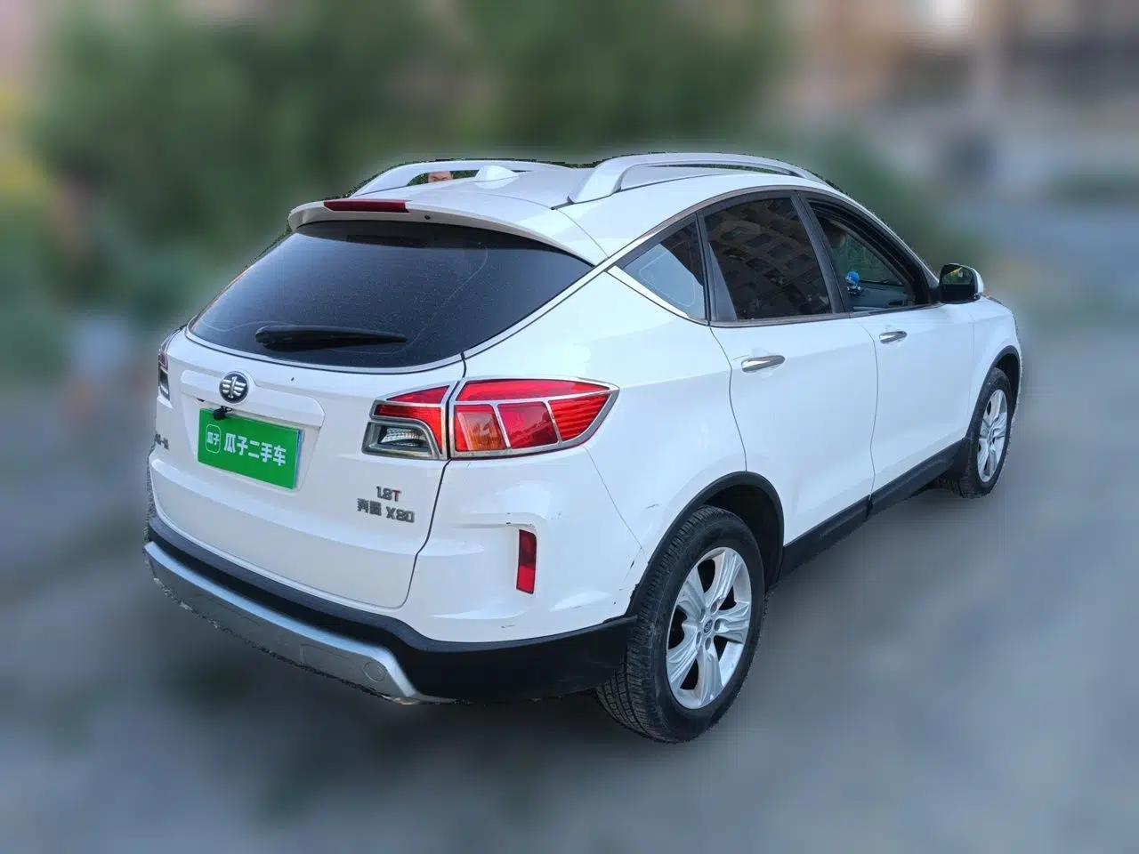 Bestune X80 2015 1.8T Automatic Luxury Model — миниатюра 6