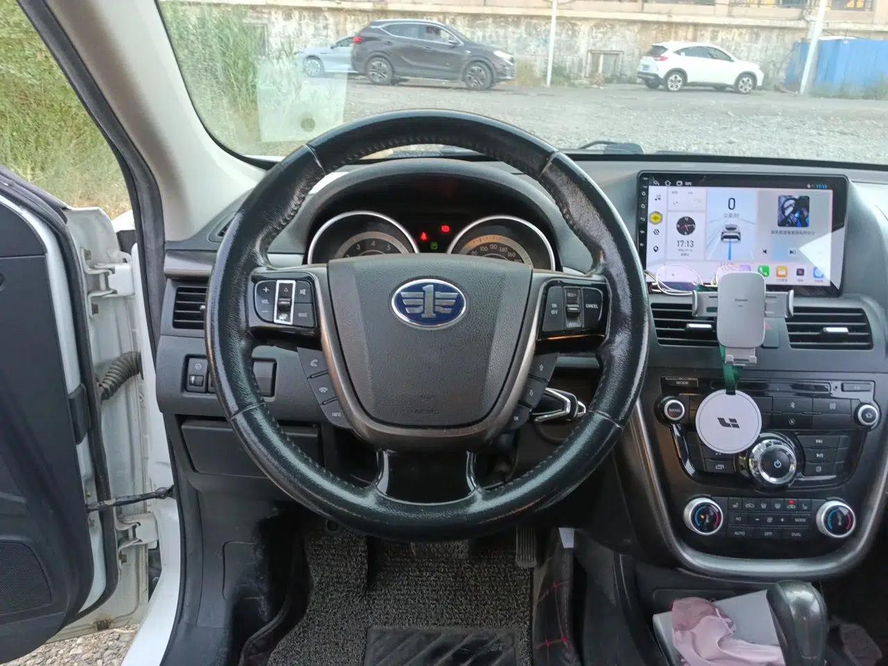 Bestune X80 2015 1.8T Automatic Luxury Model — миниатюра 10