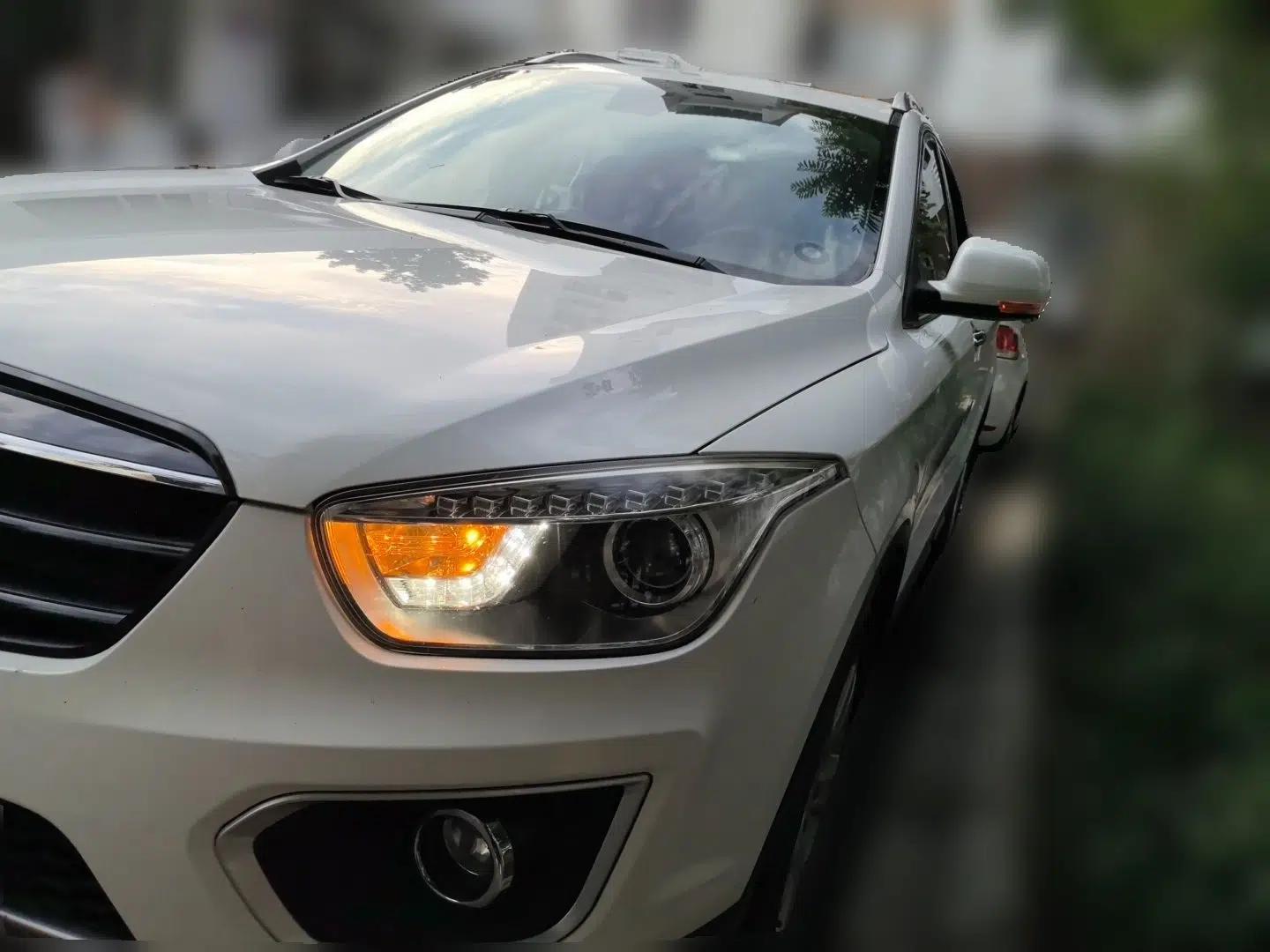 Bestune X80 2016 2.0L Manual Luxury Edition — миниатюра 1