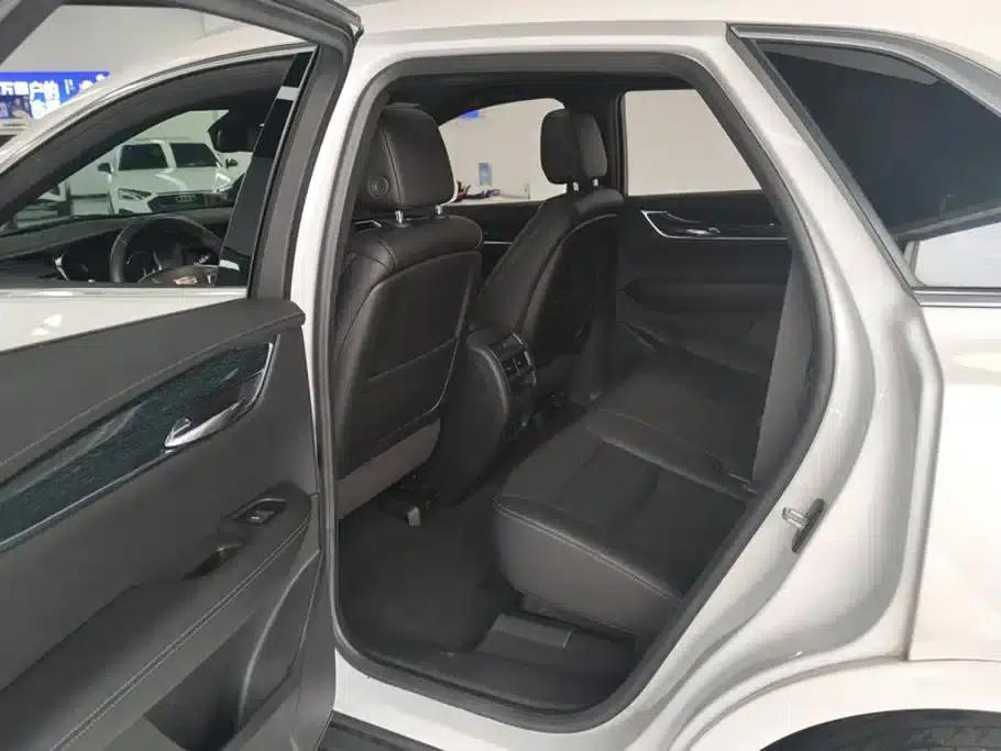 Cadillac XT5 2023 2.0T 2WD Fashion Edition — миниатюра 11