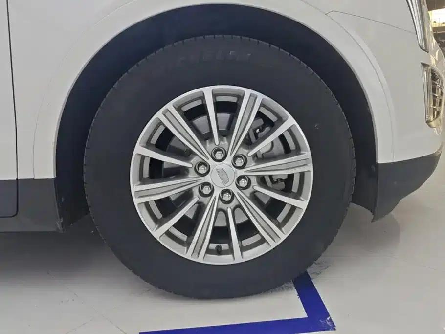 Cadillac XT5 2018 25T Luxury — миниатюра 6