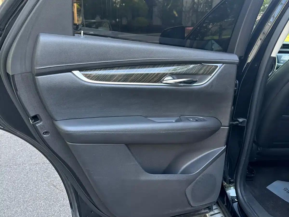 Cadillac XT5 2018 25T Luxury — миниатюра 11