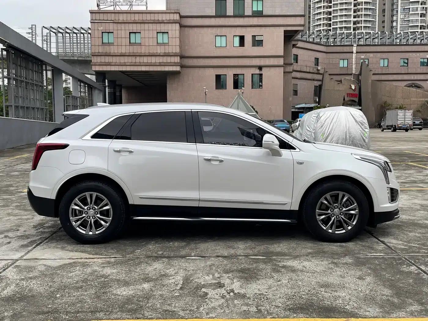 Cadillac XT5 2020 Facelift 28T Luxury — миниатюра 32