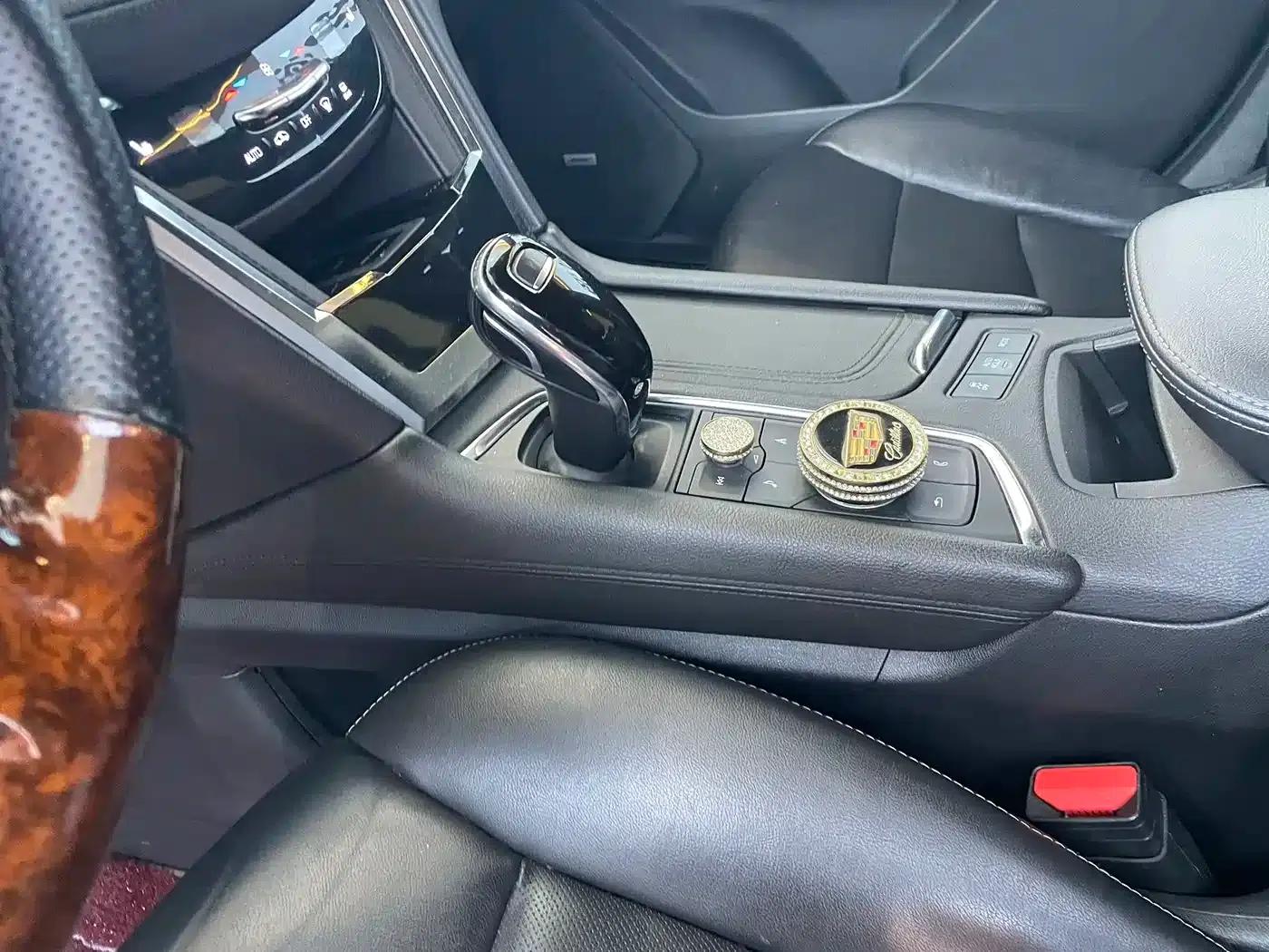 Cadillac XT5 2020 28T AWD Luxury — миниатюра 7