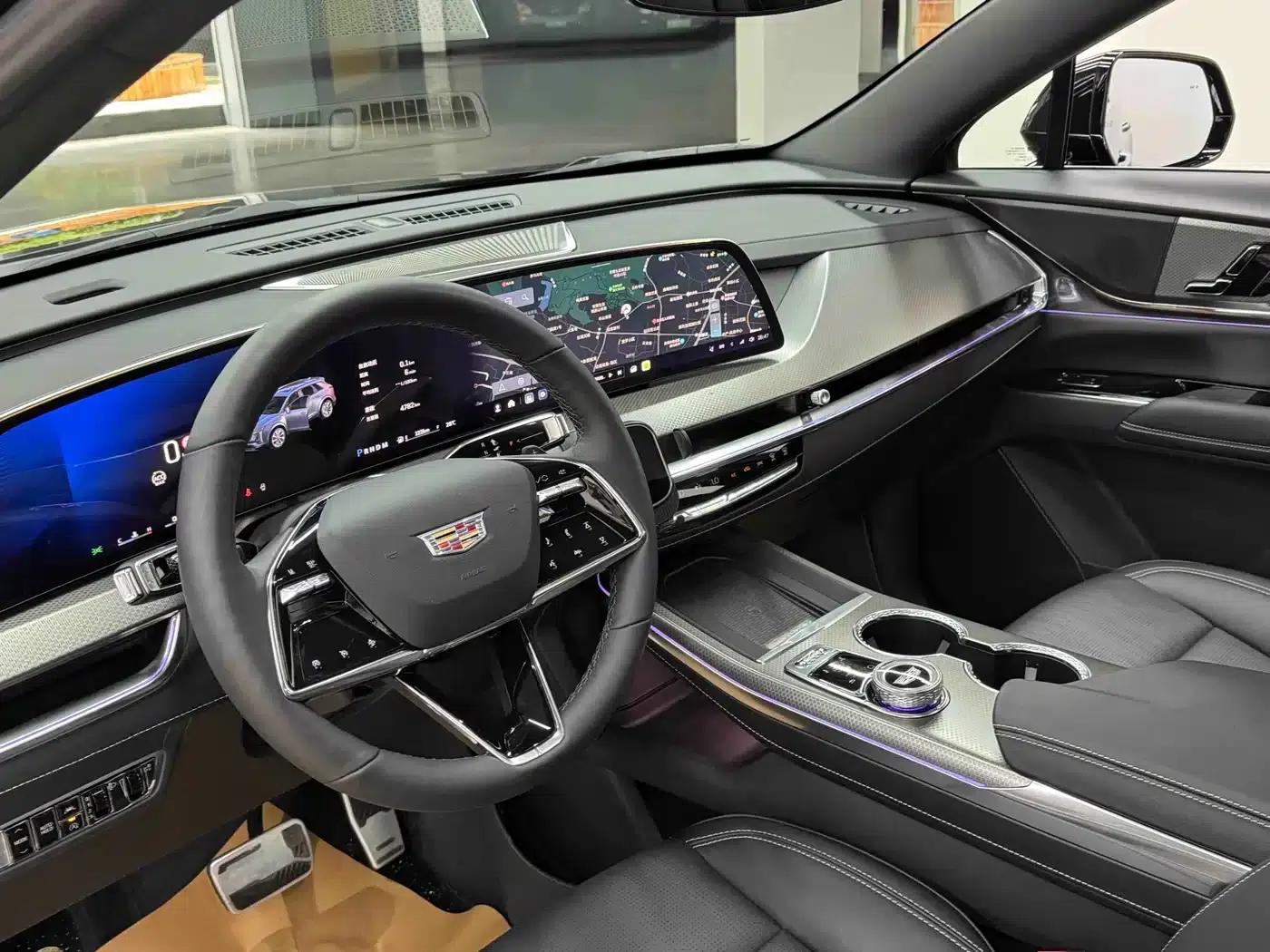 Cadillac XT5 2026 2.0T Metropolitan Edition — миниатюра 13
