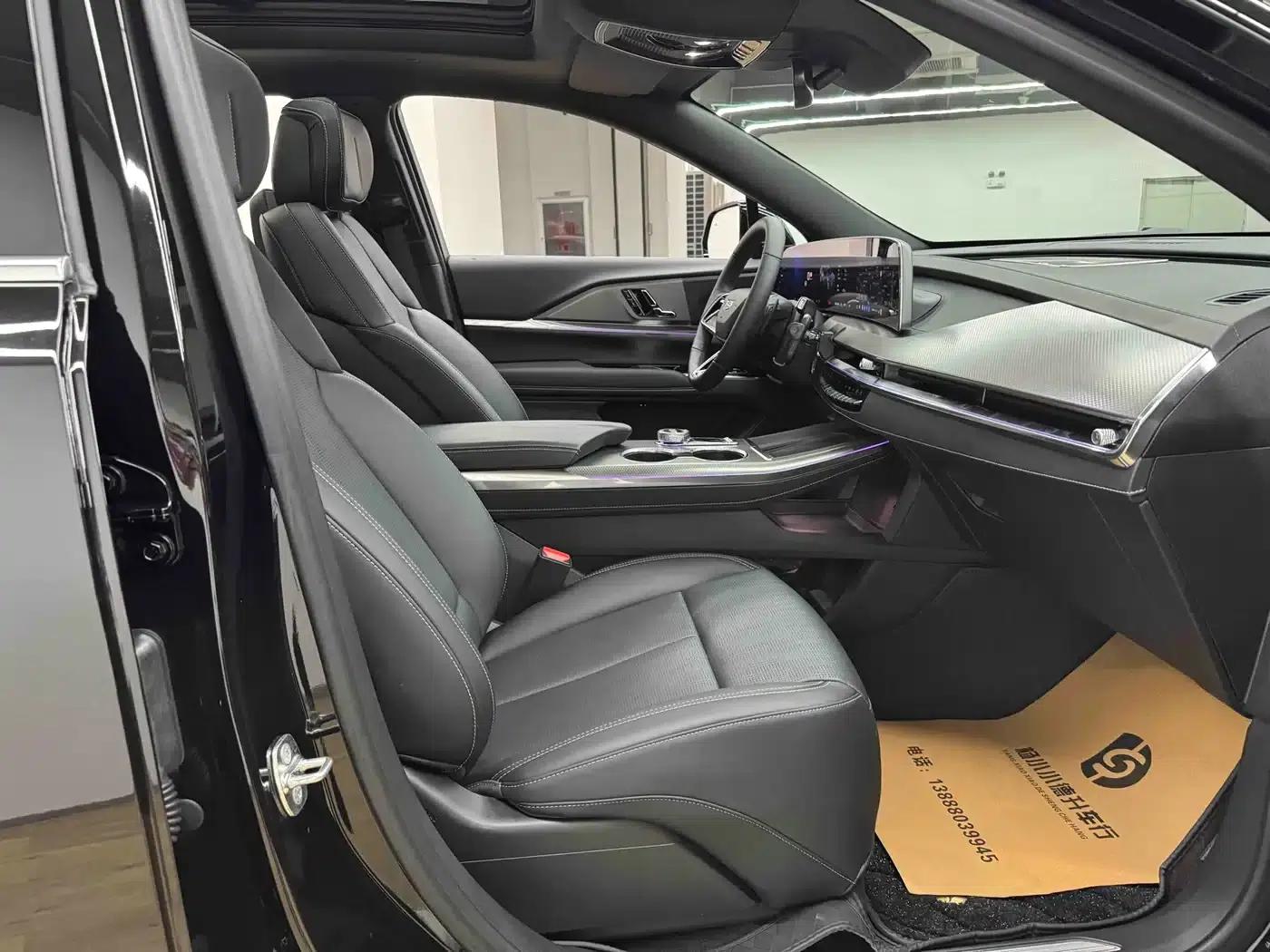 Cadillac XT5 2026 2.0T Metropolitan Edition — миниатюра 24