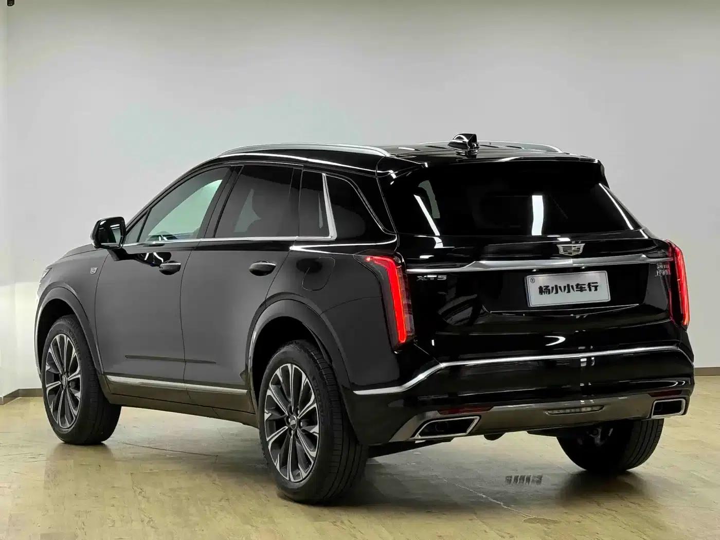 Cadillac XT5 2026 2.0T Metropolitan Edition — миниатюра 28