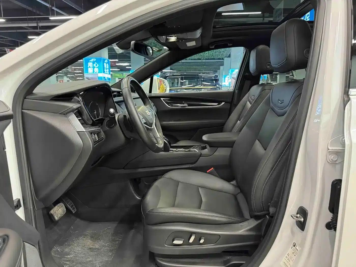 Cadillac XT5 2022 2.0T 2WD Luxury — миниатюра 5