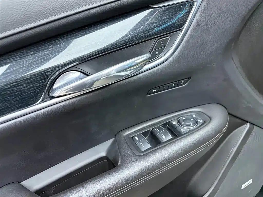 Cadillac XT5 2021 28T Luxury — миниатюра 12