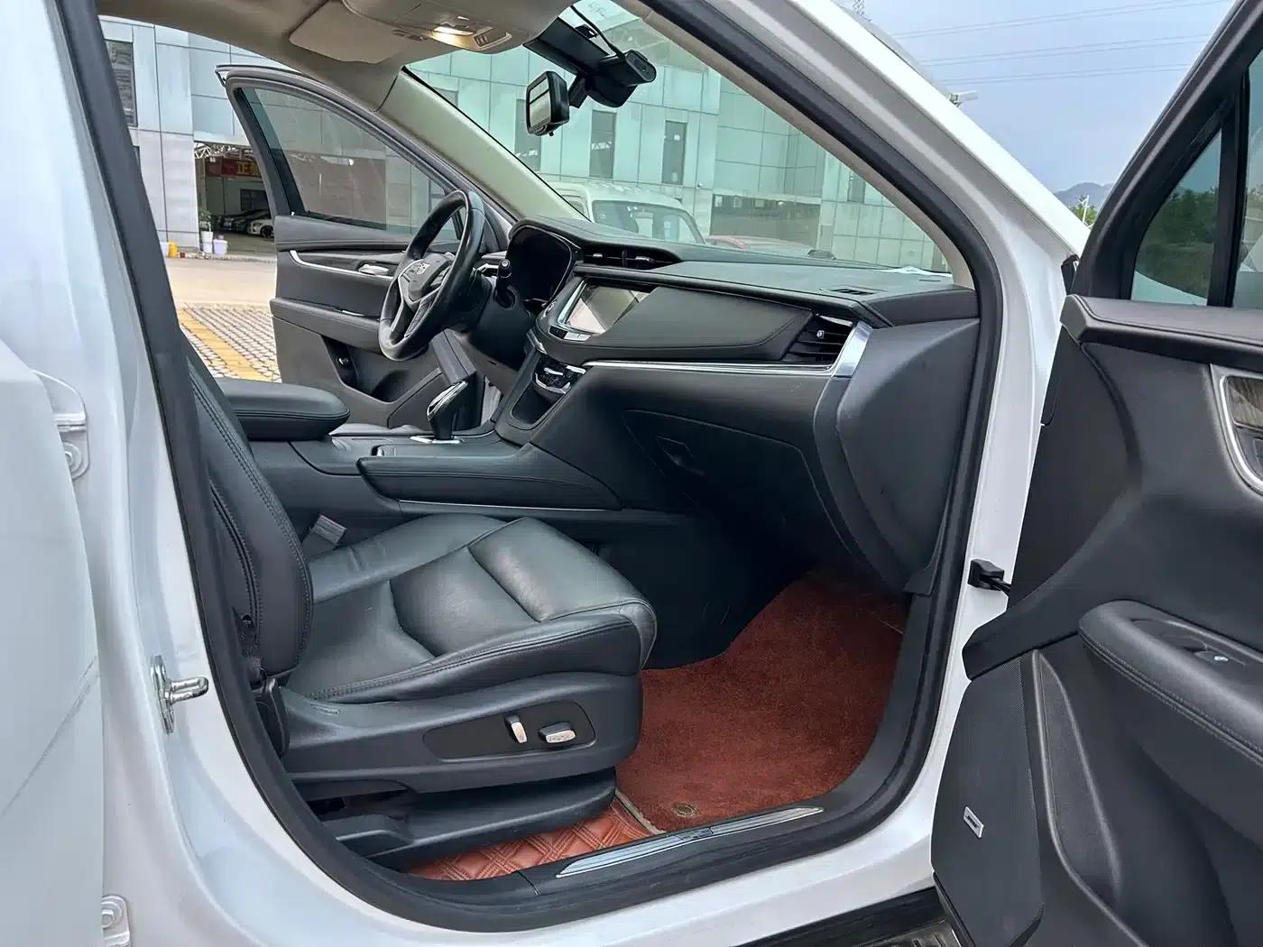 2016 Cadillac XT5 25T Luxury — миниатюра 11