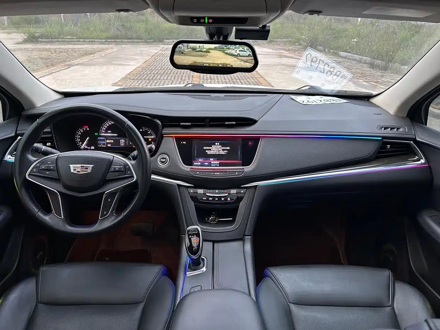 2016 Cadillac XT5 25T Luxury — миниатюра 18